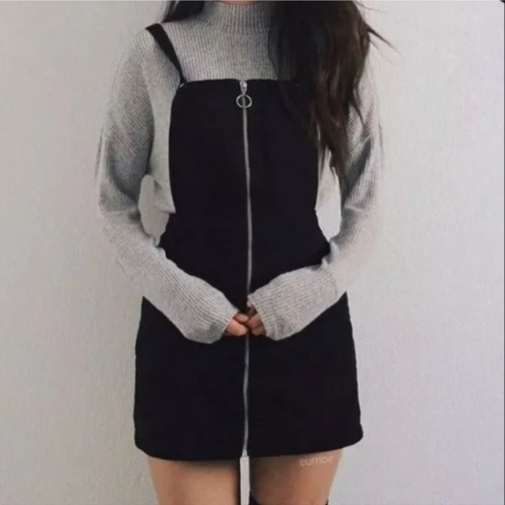 H&M Divided Faux Suede Overall Mini Dress – Black Zip-Up, Size 4
